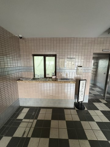 日神パレス竹の塚のエントランス