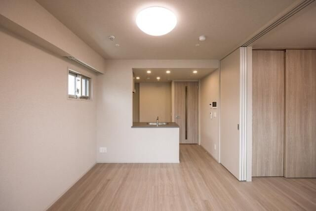 クレストコート門前仲町の居間・リビング