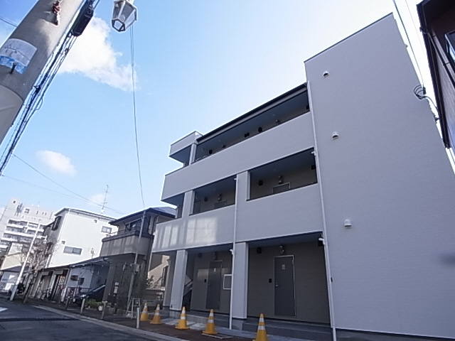 神戸市須磨区戎町４丁目のアパートの外観