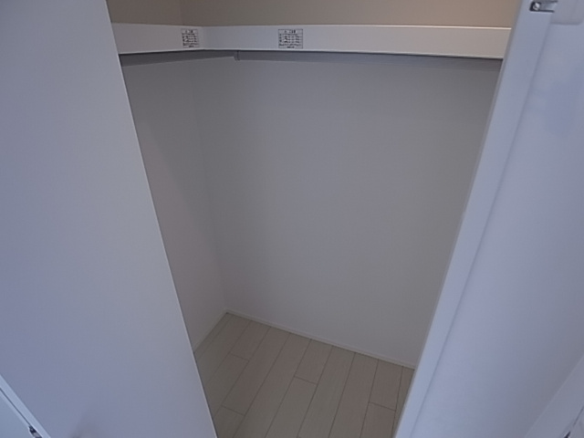 神戸市須磨区戎町４丁目のアパートの収納|ウォークインクローゼット