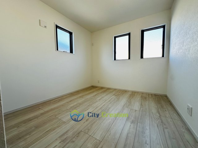 藤沢市大庭の新築一戸建の洋室