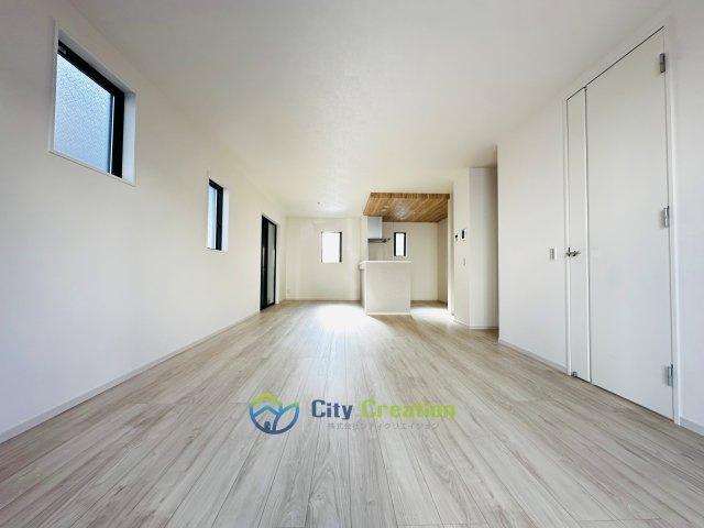 藤沢市大庭の新築一戸建の居間・リビング