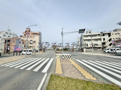 【その他】 | 兵庫区笠松通　店舗付住宅 | 前面道路広々です♪陽当り良好です♪