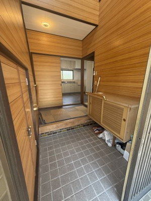 【玄関】 | 矢坂本町一戸建て