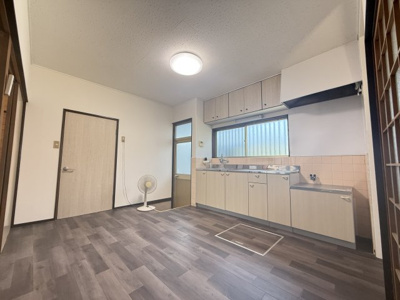 【居間・リビング】 | 矢坂本町一戸建て