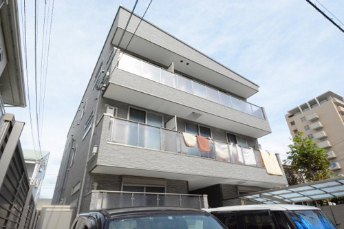 安心のオートロック付き☆