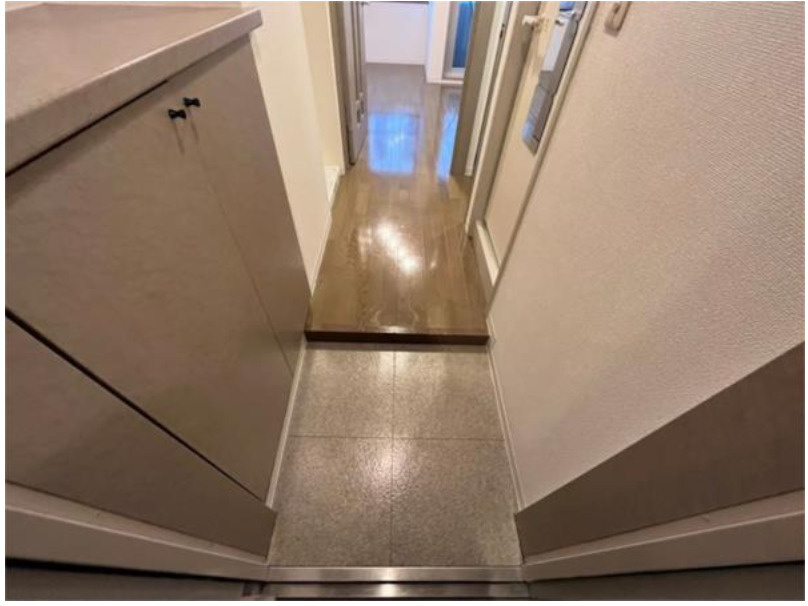 コムロンド四谷三丁目の玄関|コムロンド四谷三丁目