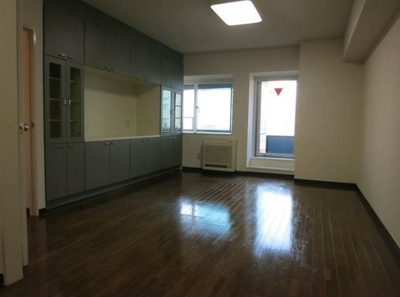 【居間・リビング】 | ビューテラス向丘 | ゆったりとしたリビングです