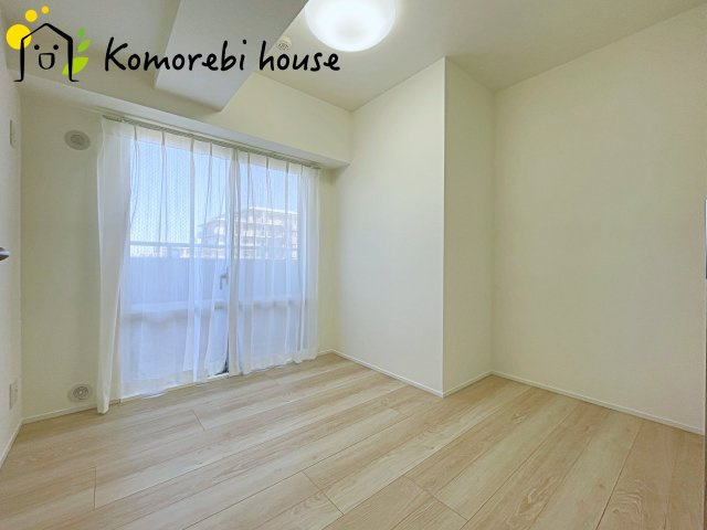 グリーンパーク大宮の寝室|広くて明るい寝室