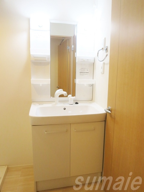 カシオラⅡの洗面所|☆人気の独立洗面台です☆