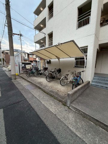 コーポ山口の駐車場