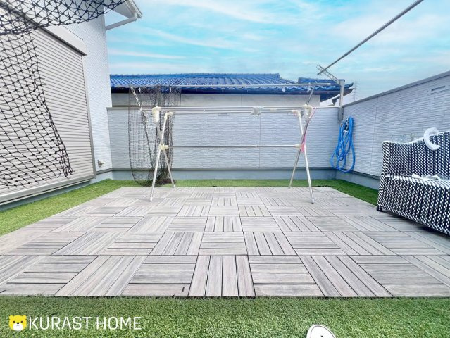 京都市伏見区久我東町　中古戸建のバルコニー