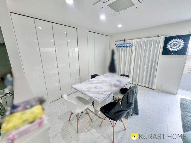 京都市伏見区久我東町　中古戸建の居間・リビング