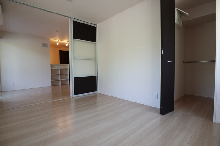 グリーンゲートの寝室|洋室