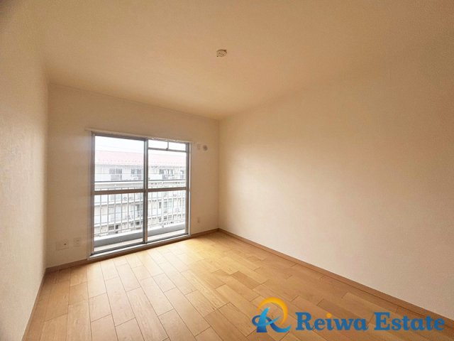 サニータウン茅ヶ崎　5号棟の寝室