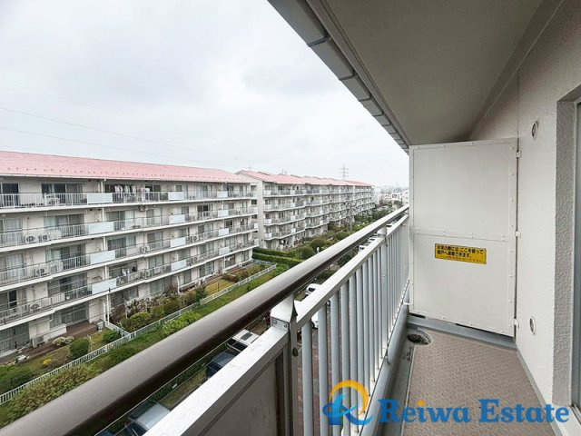 サニータウン茅ヶ崎　5号棟のバルコニー