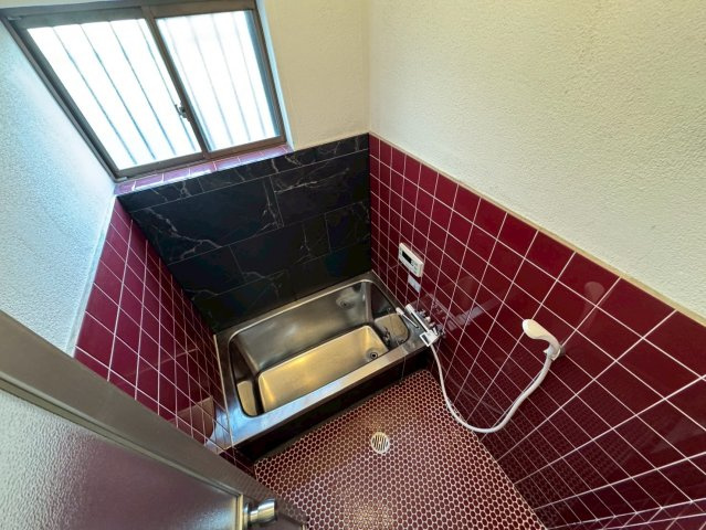 北永井町戸建の浴室