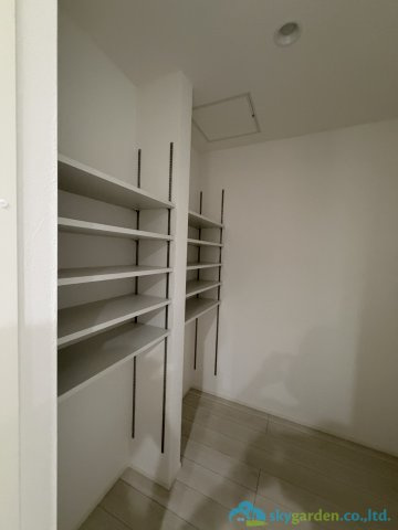 秦野市第2曽屋　新築戸建　全9棟4号棟の収納