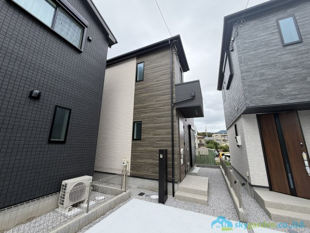 秦野市第2曽屋　新築戸建　全9棟4号棟の外観
