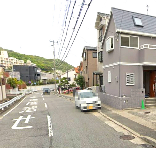 東灘区岡本9丁目の前面道路含む現地写真