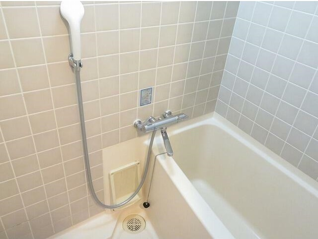 藤沢市羽鳥２丁目の賃貸マンションの浴室|清潔感のあるお風呂です♪