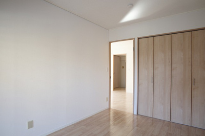 【寝室】 | ストーンフィールドNO.2