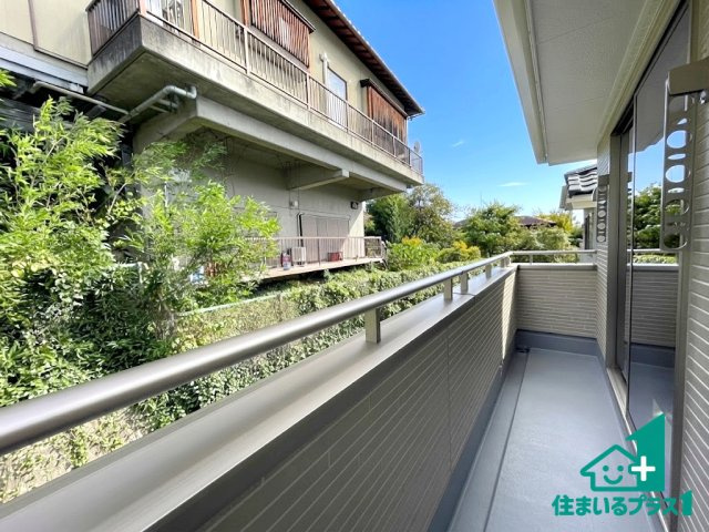 ★京都市伏見区深草願成町　第3期　新築一戸建てのバルコニー|日当たりのよいバルコニー！お部屋が開放的に！