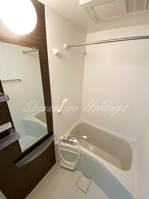 リブリ・湘南善行の浴室