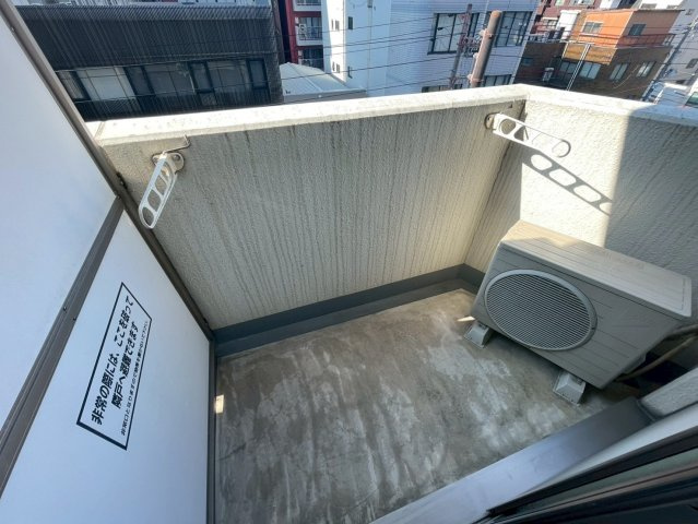 インペリアル靭本町のバルコニー