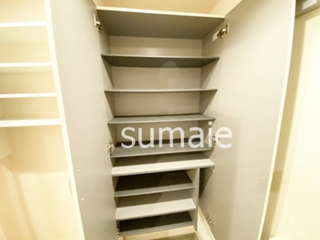 ブライト　Aの玄関|シューズボックスあります！