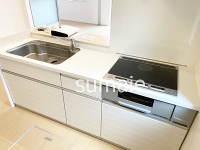 ブライト　Aのキッチン|グリル付きのIHコンロです！