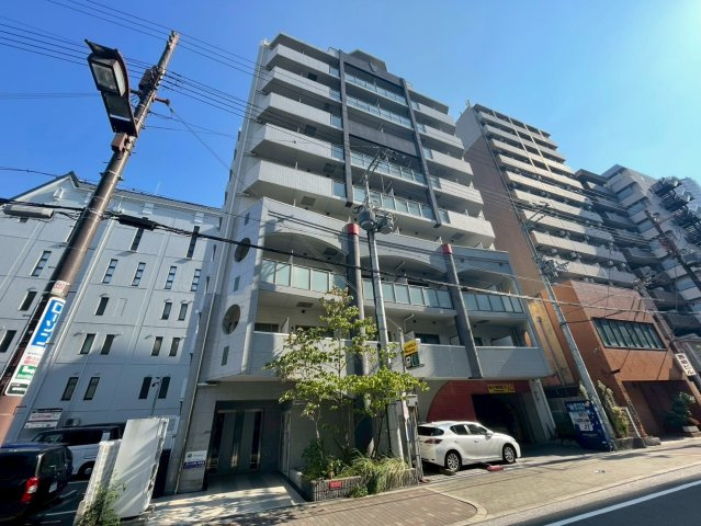 インペリアル靭本町の外観