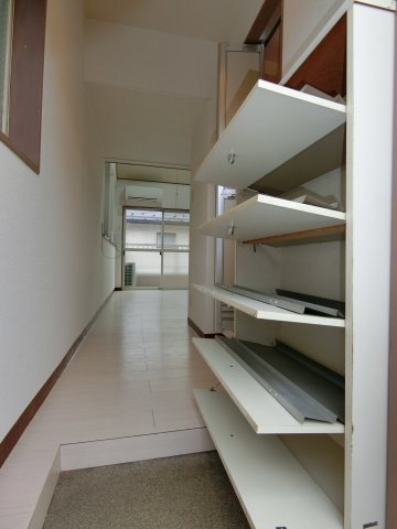 【収納】 | サンアマノ小平 | 玄関にシューズボックス。