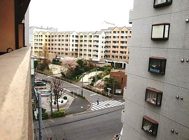 フェニックス北新宿エルミタージュの外観