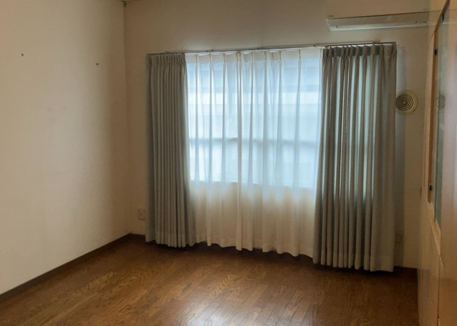【子供部屋】 | 蓮生寺公園通り三番街三号棟 | 子供が何人でも年齢によっては、受験時にしっかり壁のある個室があった方が良い場合もあります。難しい問題ですが、兄弟の人数や、性別や年齢差によって状況が異なりますので、数年後のこともしっかり考えましょう。
