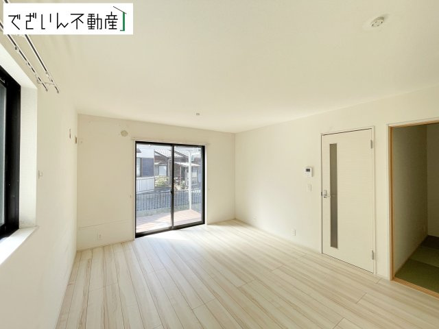 【居間・リビング】 | 行田市門井町3丁目　中古住宅   | 現地(2026年2月撮影)