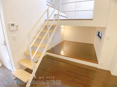 【居間・リビング】 | プランドール本地通【名古屋市賃貸・ロフト付】