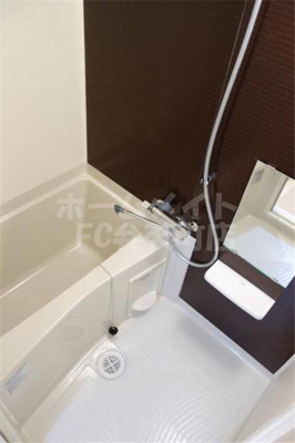 【浴室】 | ラグゼドーム前II | ゆったり過ごせるお風呂です