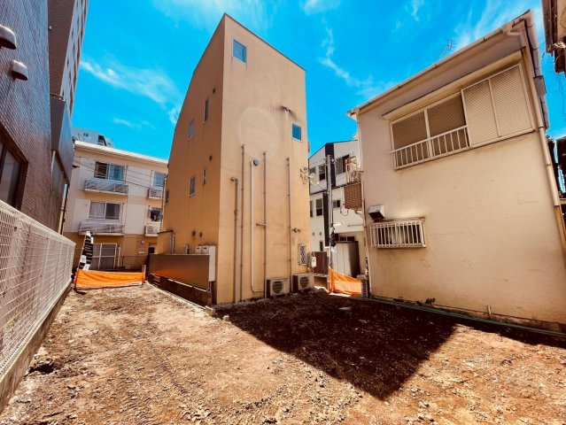 【外観】 | 北区滝野川６丁目　建築条件付き売地 | プライバシーも確保しやすい立地で安心です！