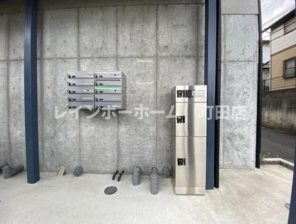 グロース百合ヶ丘※初期費用分割後払いサービス利用可能物件のエントランス