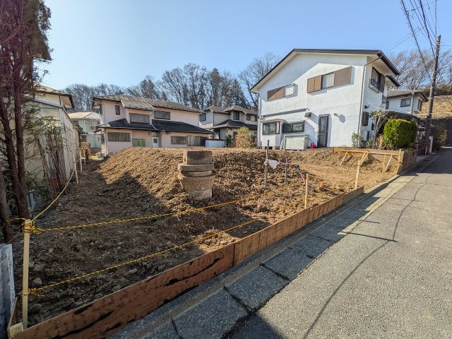 八王子市　北野台　新築一戸建ての外観|～56坪超のゆとりある敷地　広い庭付き　控除や減税で優遇の長期優良住宅～