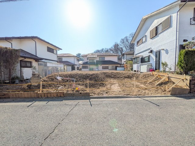 八王子市　北野台　新築一戸建ての外観|～56坪超のゆとりある敷地　広い庭付き　控除や減税で優遇の長期優良住宅～