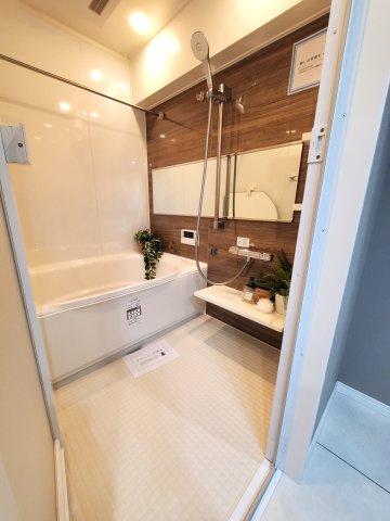 三郷スカイマンションの浴室|日々の疲れを癒すお風呂です