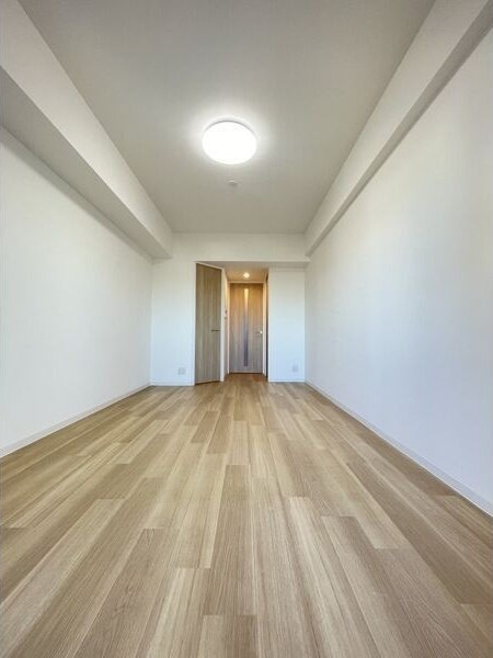 パルティール高畑の居間・リビング