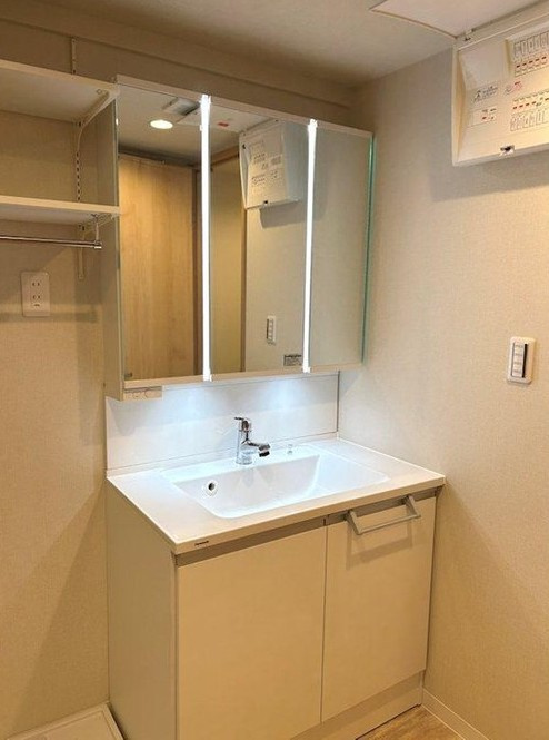 リバーサイド香櫨園の独立洗面台