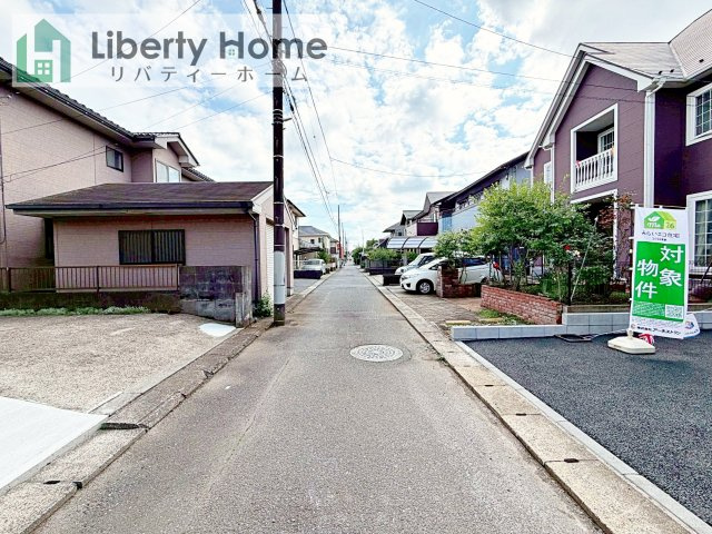 つくば市観音台第15　新築戸建の前面道路含む現地写真