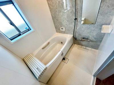 【浴室】 | 日置荘西町７丁　中古一戸建