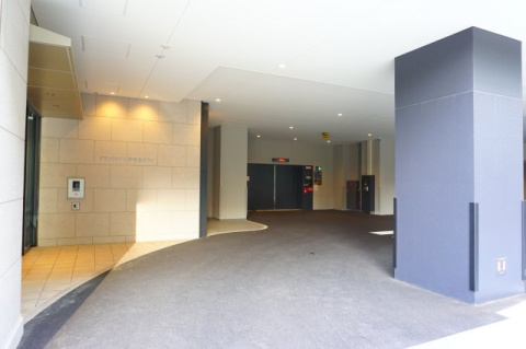 グランドメゾン新梅田タワーの駐車場