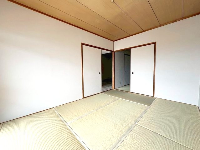 コートSUの和室