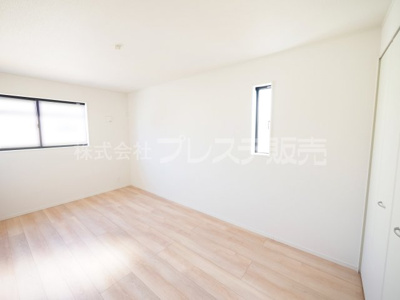 【洋室】 | 奈良市杏町の新築一戸建 全２区画 | 現地写真（A３－２号地２階洋室）